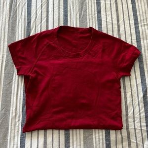Lululemon Tee size 6